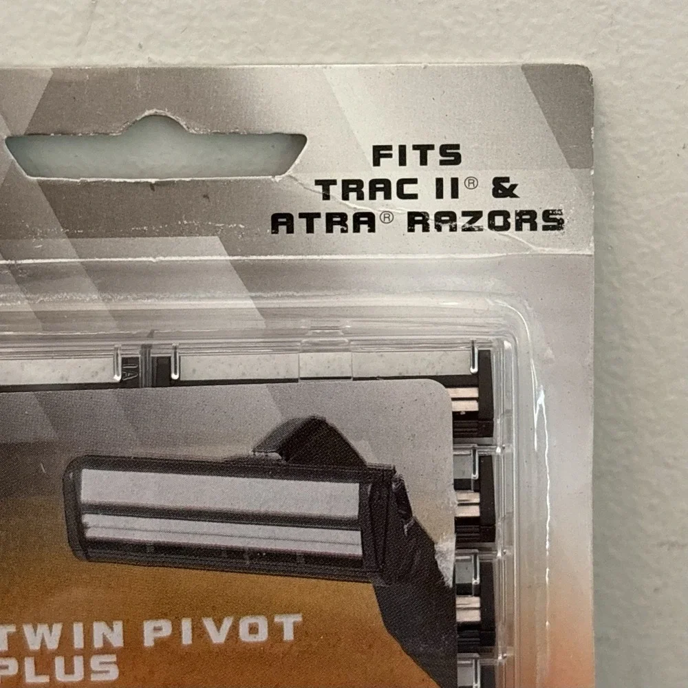 10 Twin Pivot Plus Razor Cartridges Fits Trac II Atra NEW Sealed.